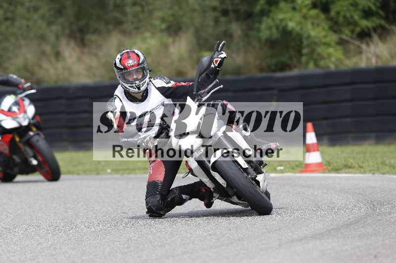 Archiv-2025/40 05.08.2025 FREERIDE Training ADR/Gruppe M/team